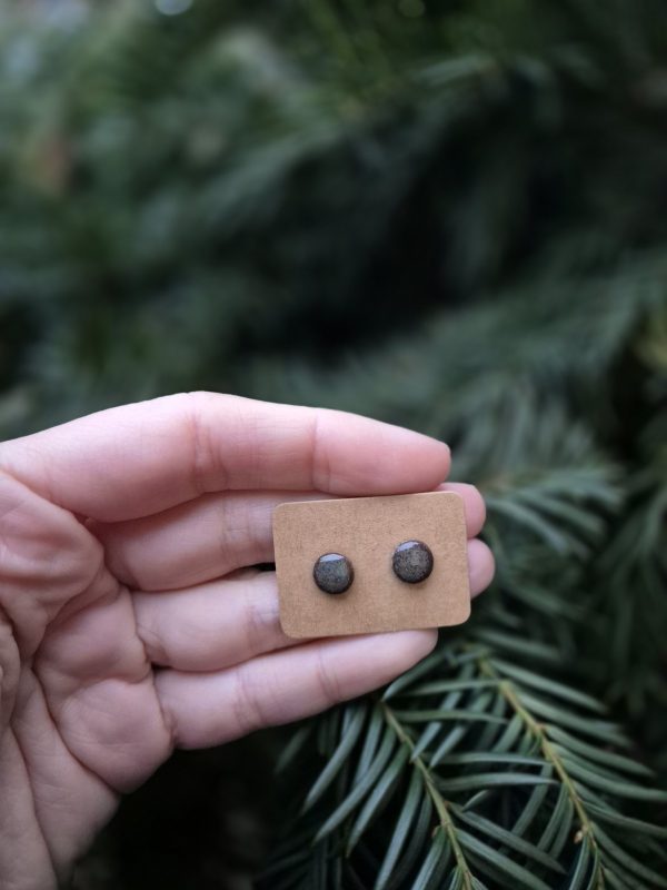 Ceramic stud earrings