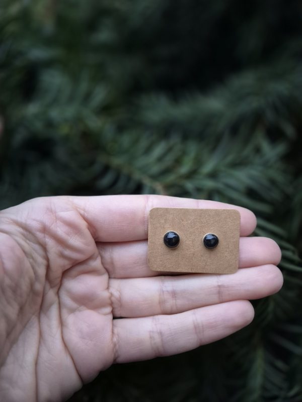 Ceramic stud earrings