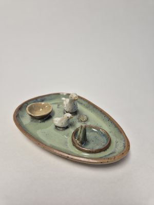 Ceramic jewelry holder