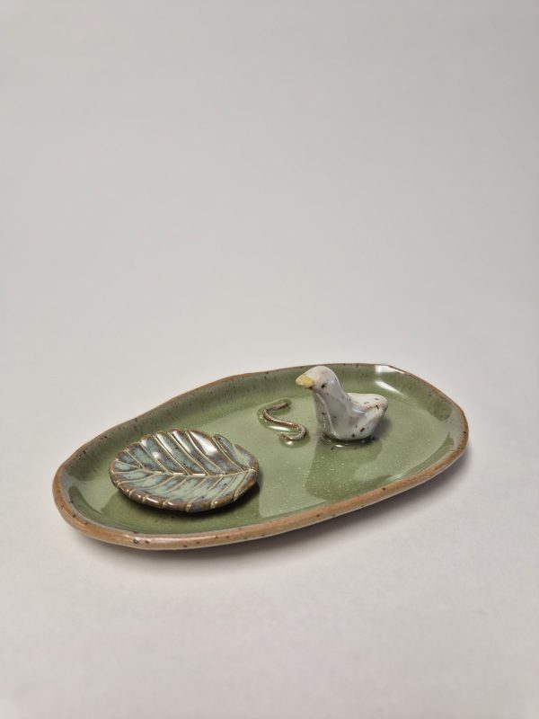 Ceramic jewelry holder