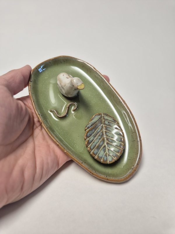 Ceramic jewelry holder