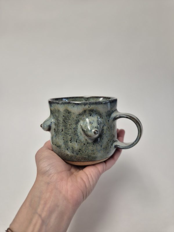 Ceramic body shaped mug