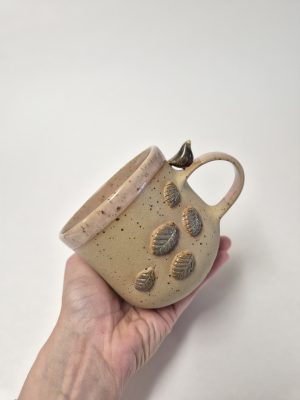 Ceramic blackbird mug in pink