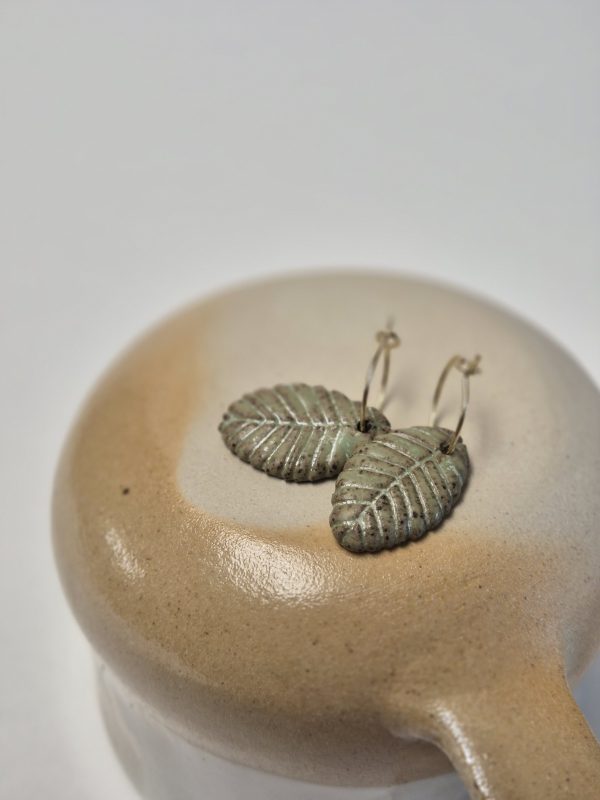 Leaf shaped dangle earrings