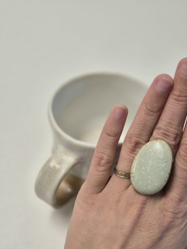 Big oval ring