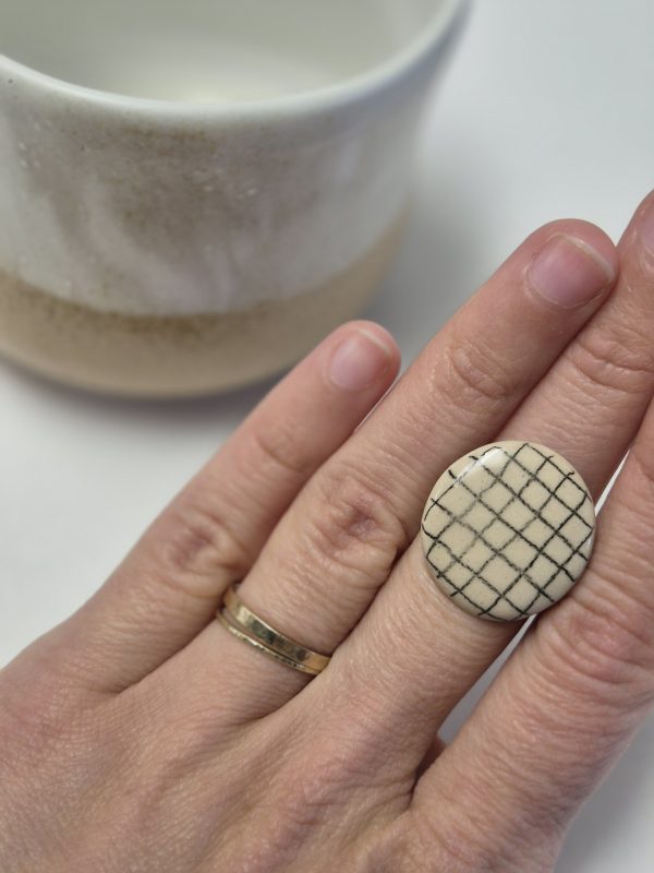Contemporary ceramic ring