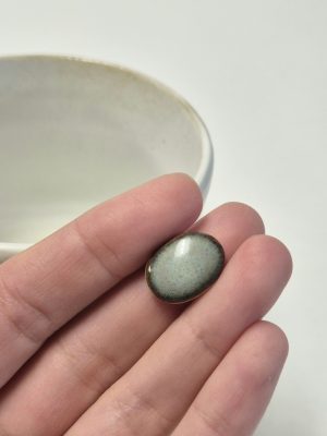 Small oval ceramic ring