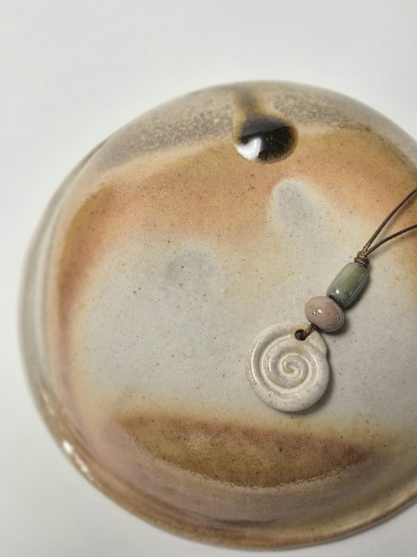 Ceramic pendant spiral
