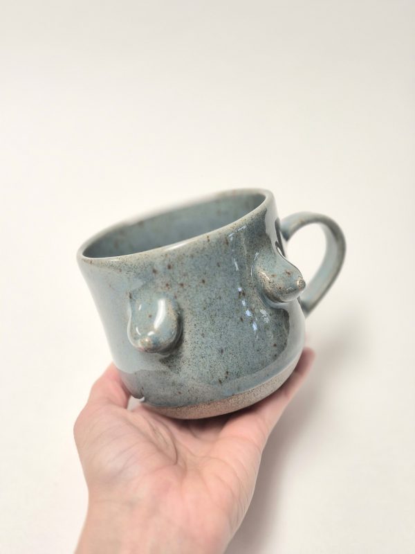 Ceramic tea mug in blue