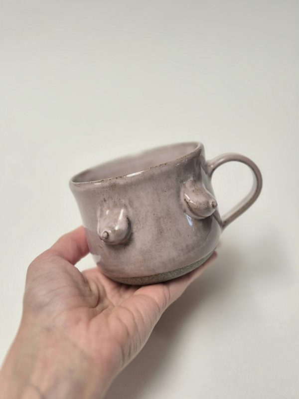 Ceramic body shaped mug