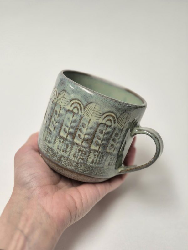 Ceramic stoneware mug